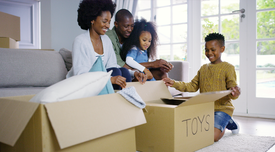 Preparação e envio de encomendas para Angola